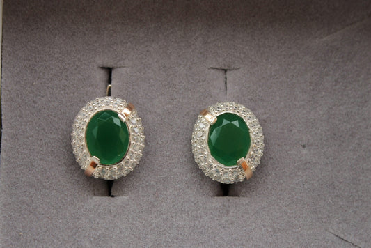 Pendientes circonita verde